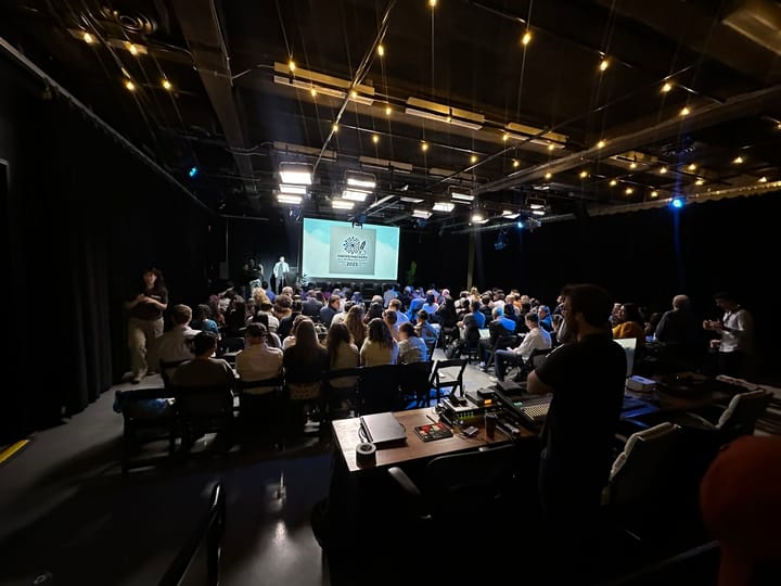 A full house at The Real News Network for the Hacks/Hackers AI x Journalism Summit.